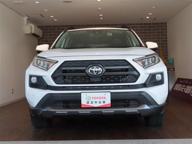 RAV42.0 アドベンチャー オフロードパッケージ 4WD