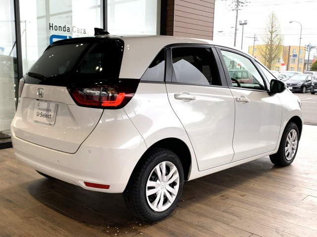 フィット1.5 ホーム 4WD