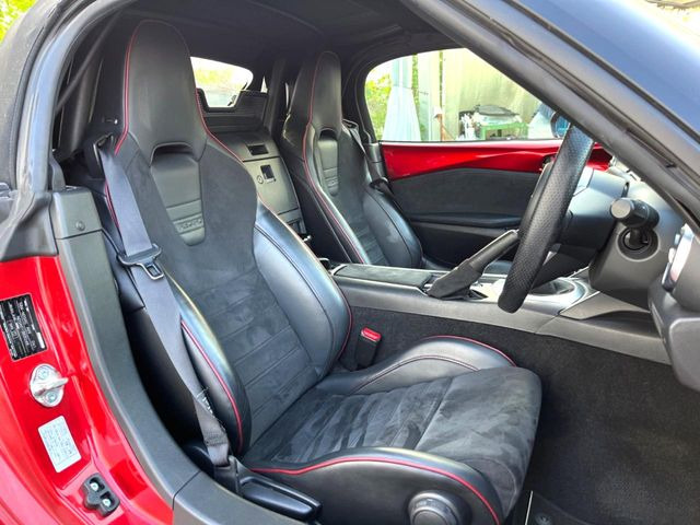 �yRECARO���X�|�[�c�V�[�g�z�l�ԍH�w�Ɋ�Â����ʈ����z�ɂ���č��ւ̕��S�Ⓑ���ԉ^�]���̔�J�������y������ڂŃ��J���Ƃ킩��X�|�[�e�B�ȃ��b�N�X�������ł��B