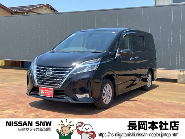 セレナ2.0 ハイウェイスターV 4WD