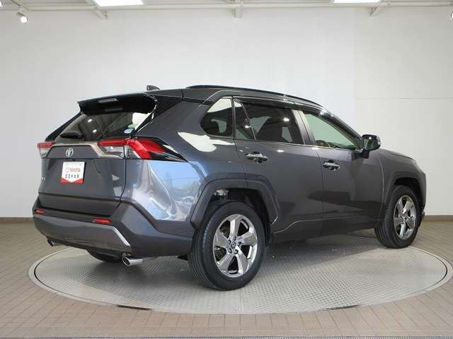 RAV4