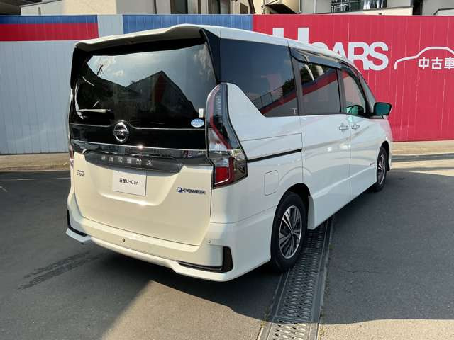 セレナ1.2 e-POWER ハイウェイスターV