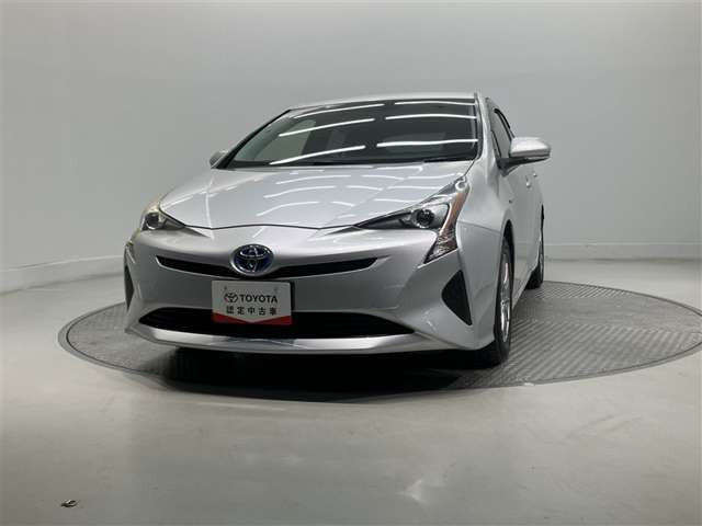 プリウス1.8 S