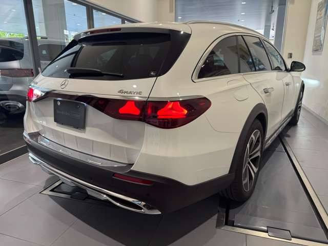 EクラスオールテレインE220d 4マチック (ISG)  4WD