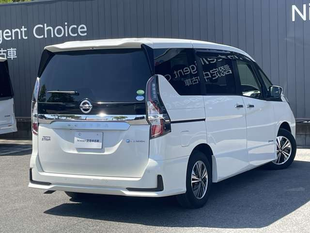 セレナ1.2 e-POWER ハイウェイスターV