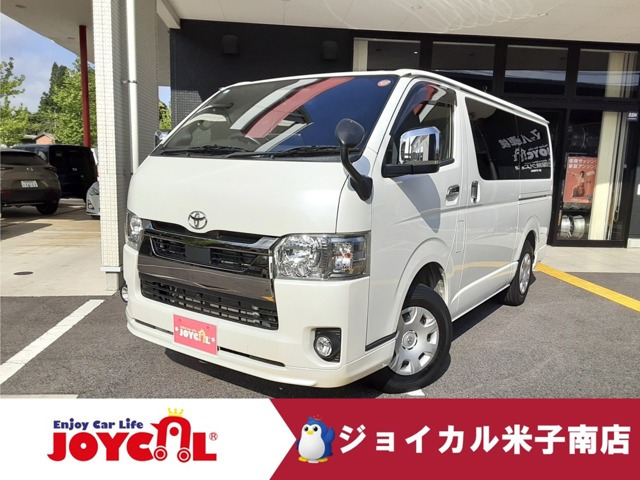 ハイエースバン