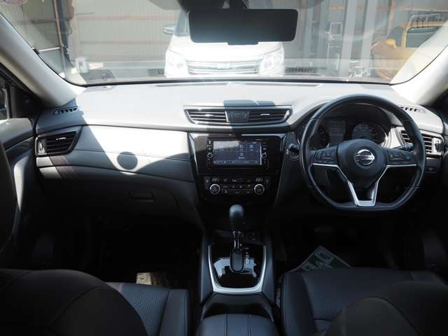 エクストレイル2.0 20Xi 4WD