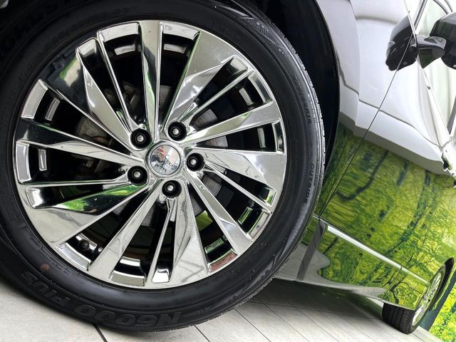 �y����18�C���`�A���~�z�C�[���z�O�ςɃ}�b�`���������A���~�z�C�[���𑕒����Ă���܂��B�e��ЊO�A���~�z�C�[����A�X�^�b�h���X�^�C�����戵�����Ă���܂��B���񂲑��k����������