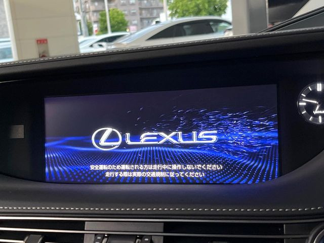 LS500h Fスポーツ
