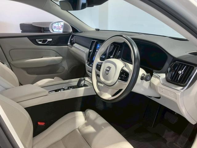 V60クロスカントリーB5 AWD プロ 4WD