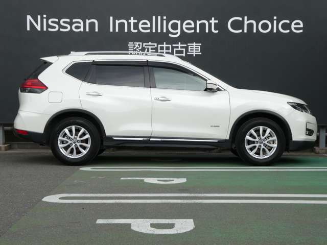エクストレイル2.0 20Xi ハイブリッド 4WD