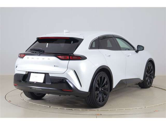 クラウンスポーツ2.5 Z E-Four 4WD