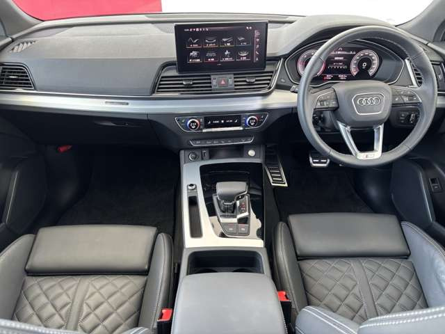 Q5スポーツバックSライン ダイナミック エディション ディーゼル 4WD