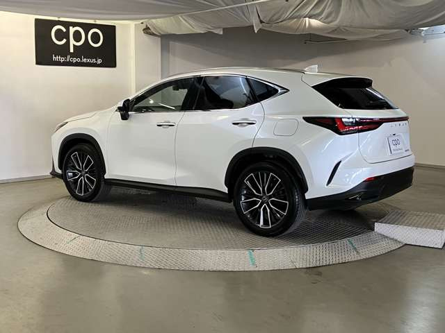 NX350h バージョンL