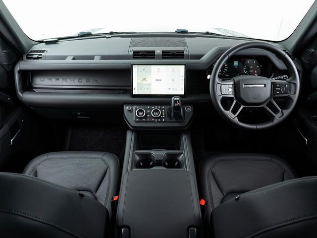 ディフェンダー110 S 3.0L D350 ディーゼル 4WD