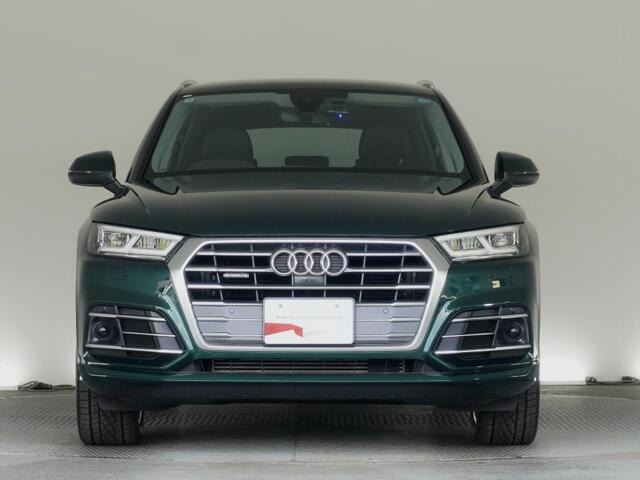 Q52.0 TFSI クワトロ ラグジュアリーパッケージ 4WD