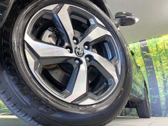 �y����18�C���`�A���~�z�C�[���z�O�ςɃ}�b�`���������A���~�z�C�[���𑕒����Ă���܂��B�e��ЊO�A���~�z�C�[����A�X�^�b�h���X�^�C�����戵�����Ă���܂��B���񂲑��k����������
