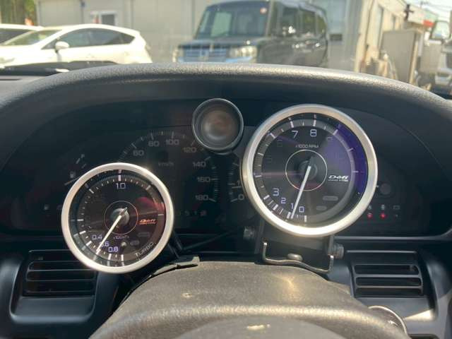 �C�ɂȂ邨�Ԃ�����܂�����E�̓d�b�ԍ����璼�ڂ��X�ɂ��₢���킹���������B�x�����@����ԗ����A��Ԃ܂łȂ�ł������������Ē����܂��B�X�^�b�t�ꓯ���A�����҂����Ă���܂��B