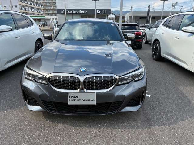 3シリーズセダンM340i xドライブ 4WD