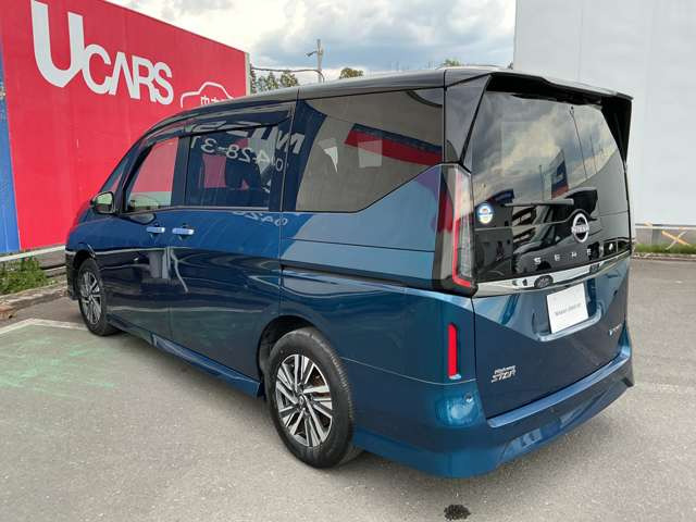 セレナ1.4 e-POWER ハイウェイスターV