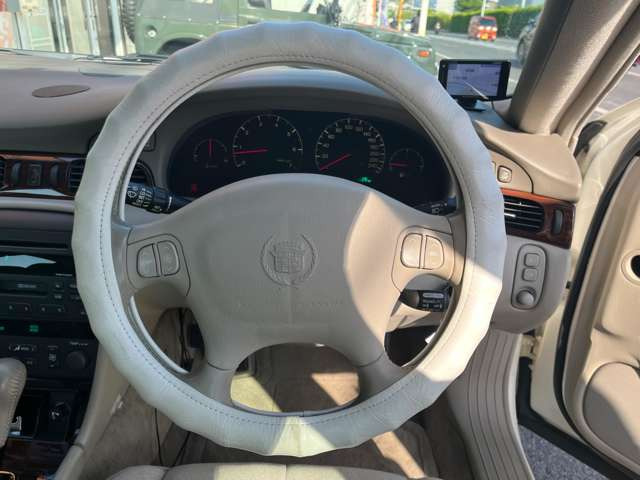 �m�[�}���ȃn���h���ƂȂ��Ă���܂�!����₷���������^�]�����K�ł���`!