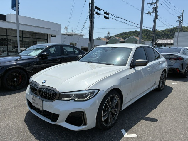 3シリーズセダンM340i xドライブ 4WD