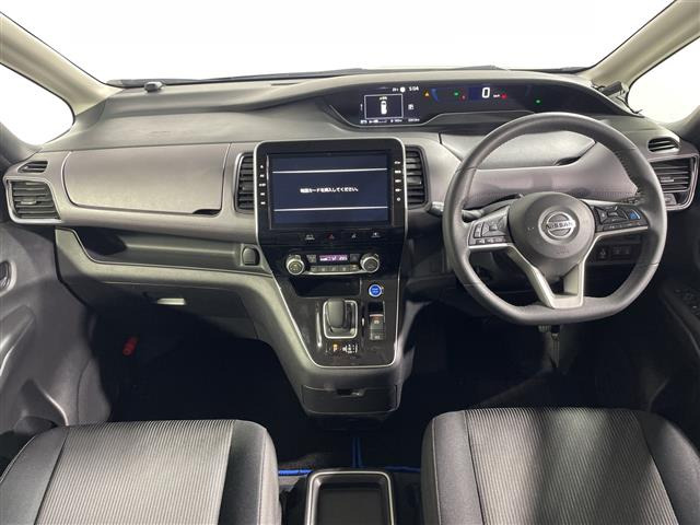 セレナ1.2 e-POWER ハイウェイスターV