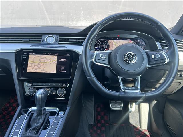 アルテオンRライン 4モーション アドバンス 4WD