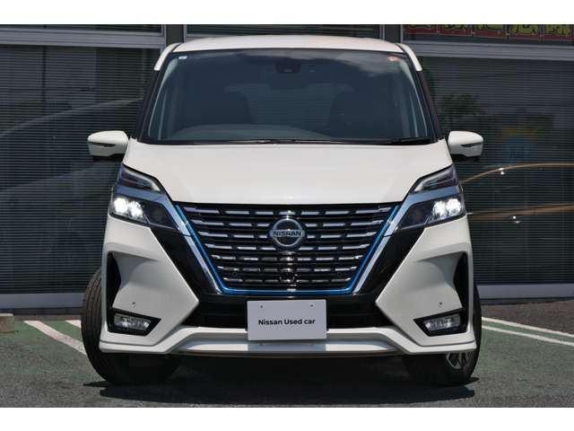 セレナ1.2 e-POWER ハイウェイスターV
