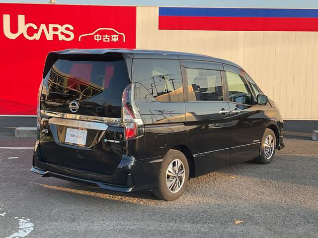 セレナ1.2 e-POWER ハイウェイスターV