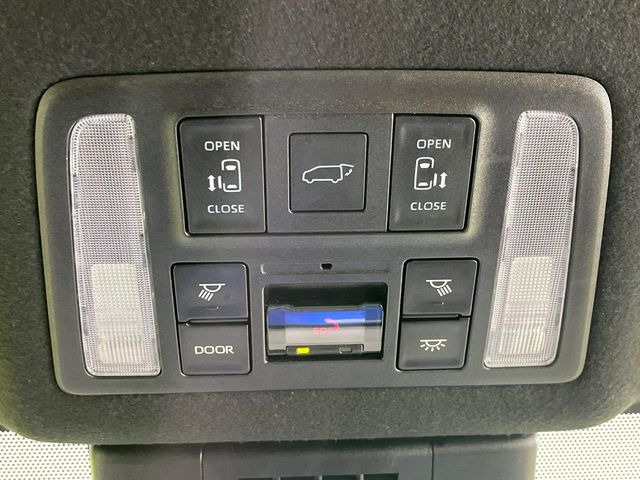 ヴォクシー1.8 ハイブリッド S-Z