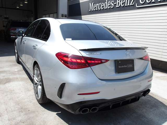 CクラスAMG C43 4マチック (BSG搭載モデル) 4WD