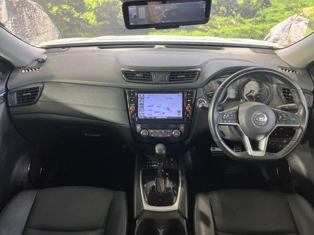 エクストレイル2.0 20Xi