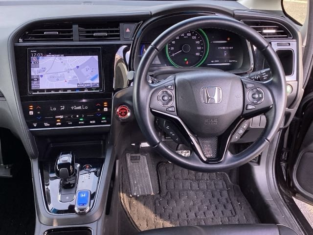 シャトル1.5 ハイブリッド Z ホンダセンシング