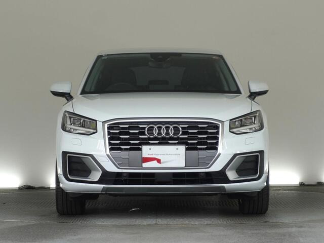 Q21.0 TFSI スポーツ