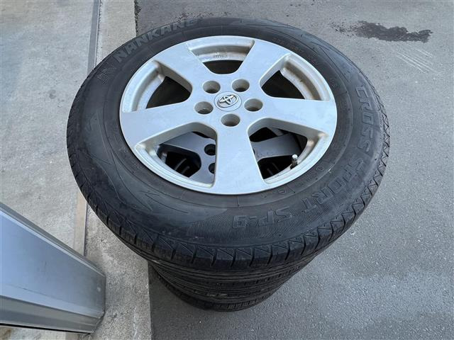 RAV42.4 X 4WD