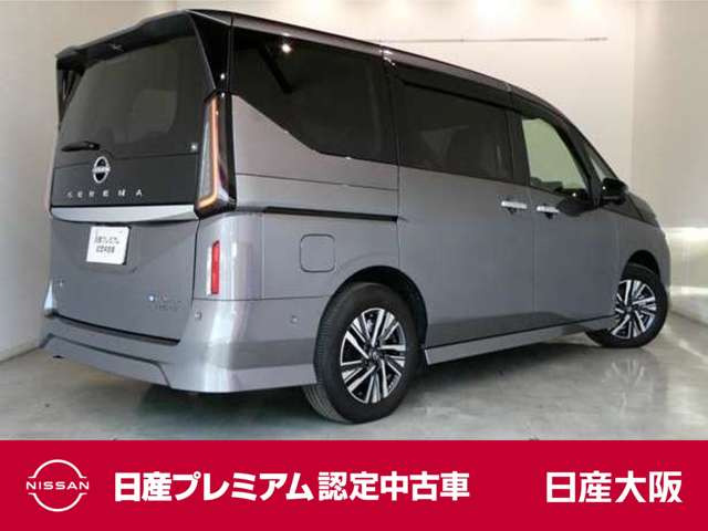 セレナ1.4 e-4ORCE ハイウェイスターV 4WD