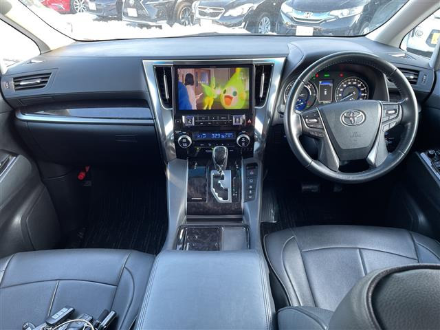 ヴェルファイアハイブリッド 2.5 Z E-Four 4WD