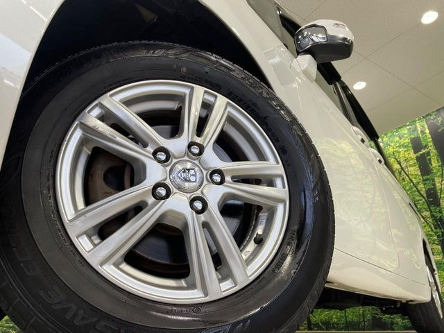 �y����15�C���`�A���~�z�C�[���z�O�ςɃ}�b�`���������A���~�z�C�[���𑕒����Ă���܂��B�e��ЊO�A���~�z�C�[����A�X�^�b�h���X�^�C�����戵�����Ă���܂��B���񂲑��k����������