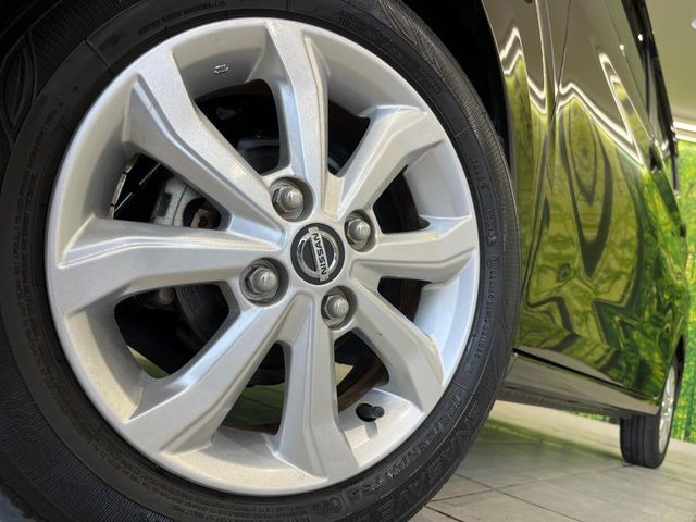 �y����14�C���`�A���~�z�C�[���z�O�ςɃ}�b�`���������A���~�z�C�[���𑕒����Ă���܂��B�e��ЊO�A���~�z�C�[����A�X�^�b�h���X�^�C�����戵�����Ă���܂��B���񂲑��k����������