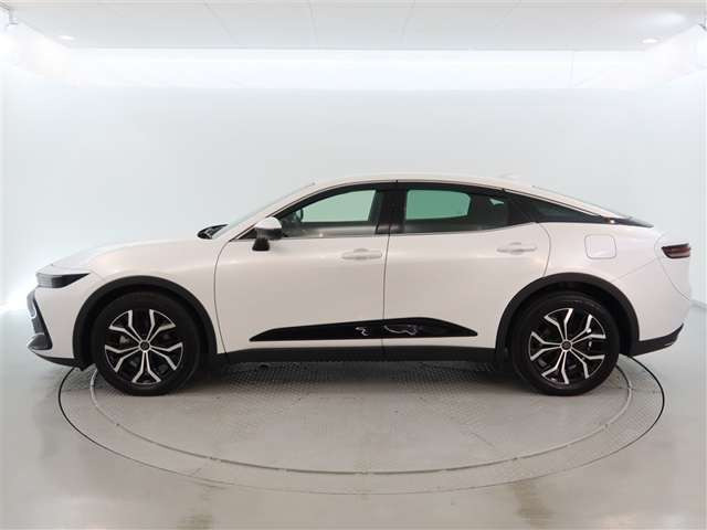 クラウンクロスオーバー2.5 G アドバンスト E-Four 4WD