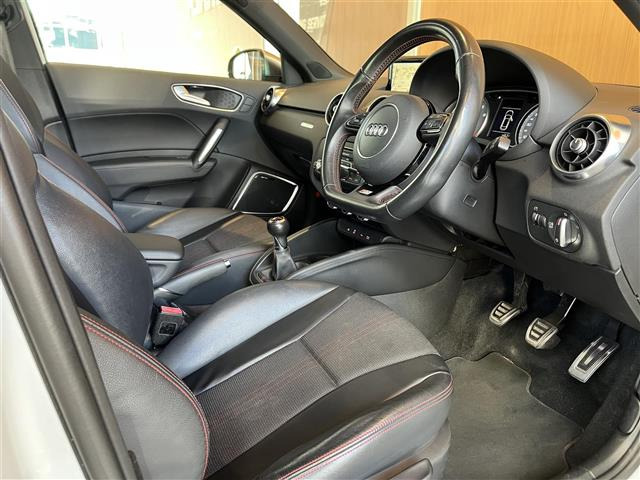 S1スポーツバック2.0 4WD