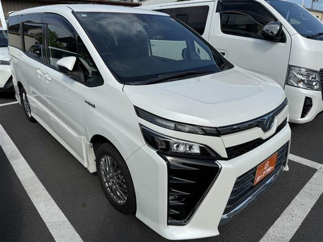 ヴォクシー1.8 ハイブリッド ZS