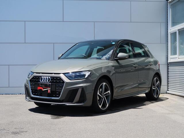 A1スポーツバック25 TFSI Sライン