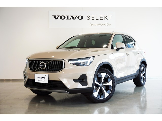 XC40ウルトラ B4 AWD 4WD