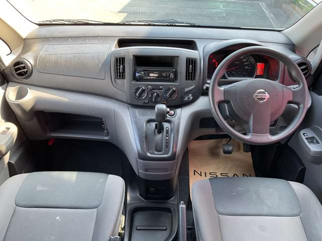 NV200バネットバン1.6 DX