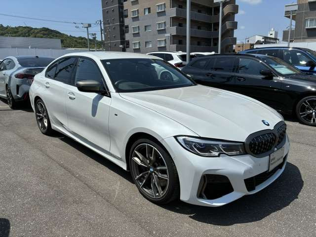 3シリーズセダンM340i xドライブ 4WD