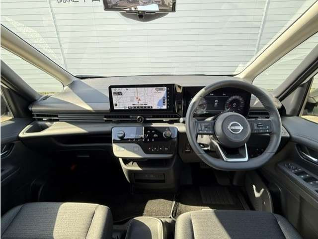 セレナ1.4 e-POWER ハイウェイスターV