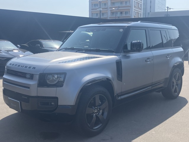 ディフェンダー110 X ダイナミック HSE 3.0L D300 ディーゼル 4WD