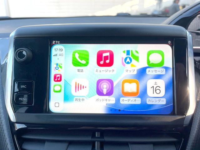 ��Apple Car Play:�X�}�z�Ƃ̗L���ڑ��ŁA�i�r�E�I�[�f�B�I�Đ��ȂǃX�}�z�̃A�v���@�\����ʂł��g����֗��@�\�ł�!